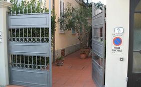 Forte Dei Marmi Hostel